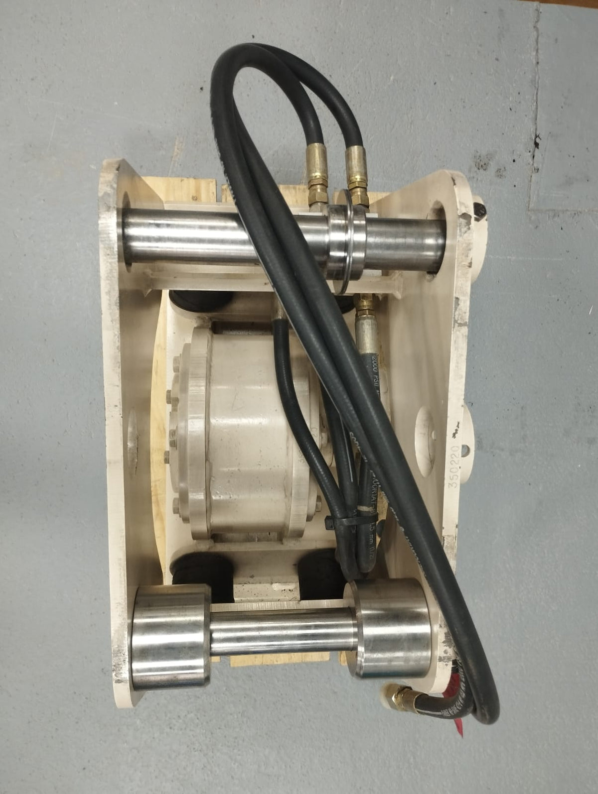 APISONADOR HIDRAULICO KENT FURUKAWA MODELO KHP 35-SERIAL 350220